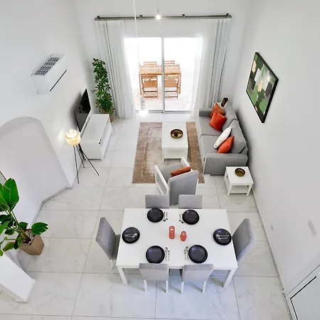 Aphrodite Gardens Stunning By Vichy Holidays 别墅 Paphos