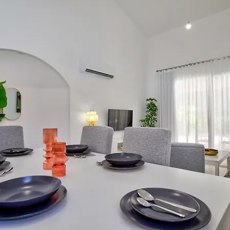 Aphrodite Gardens Stunning By Vichy Holidays * Paphos